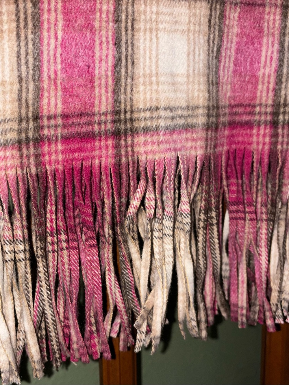 New! BLANK NYC Woodstock Pink Plaid Fringe Detail Shacket Sz Small - Picture 7 of 14